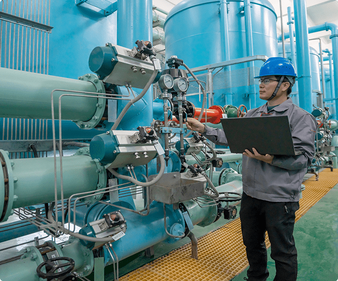 Worker monitoring equipment in industrial setting